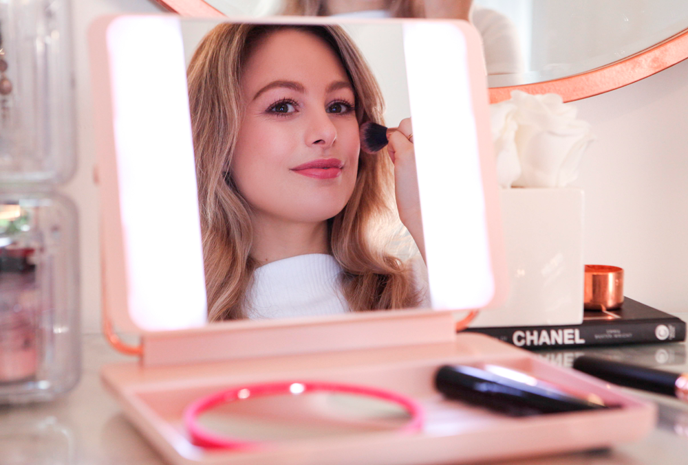 Why you need this special mirror for your fall makeup and skincare